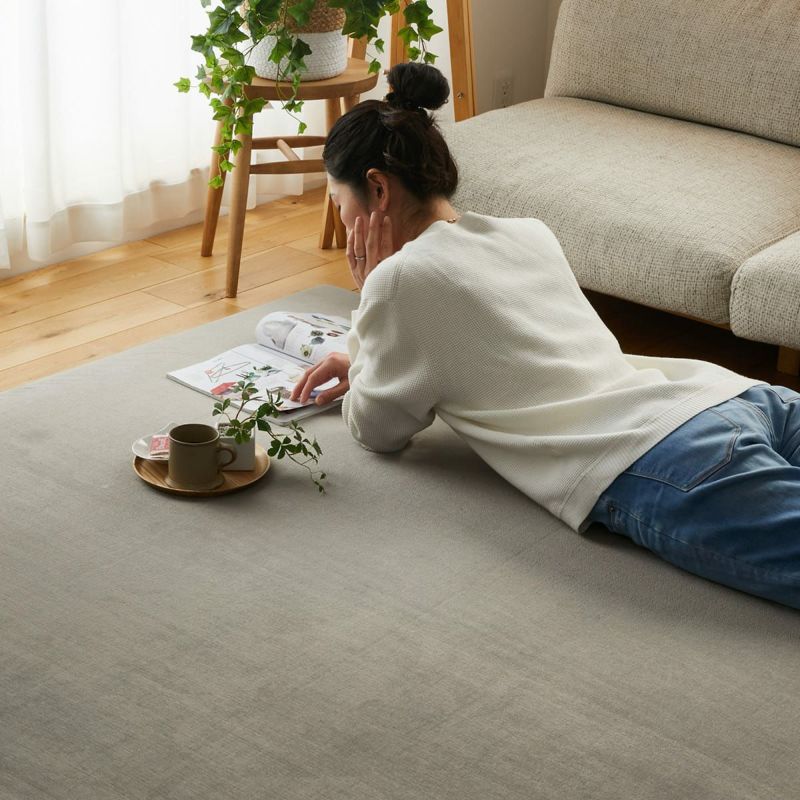 寝転んでいる様子