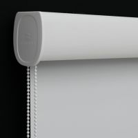 ロールスクリーン完全遮光01