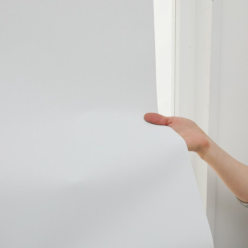 ロールスクリーン完全遮光08