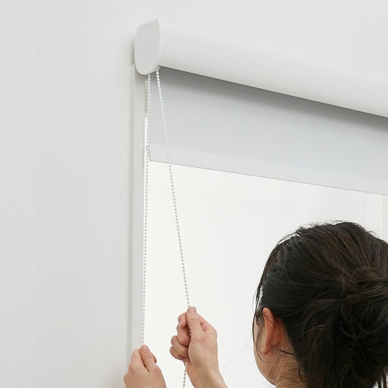 ロールスクリーン完全遮光11