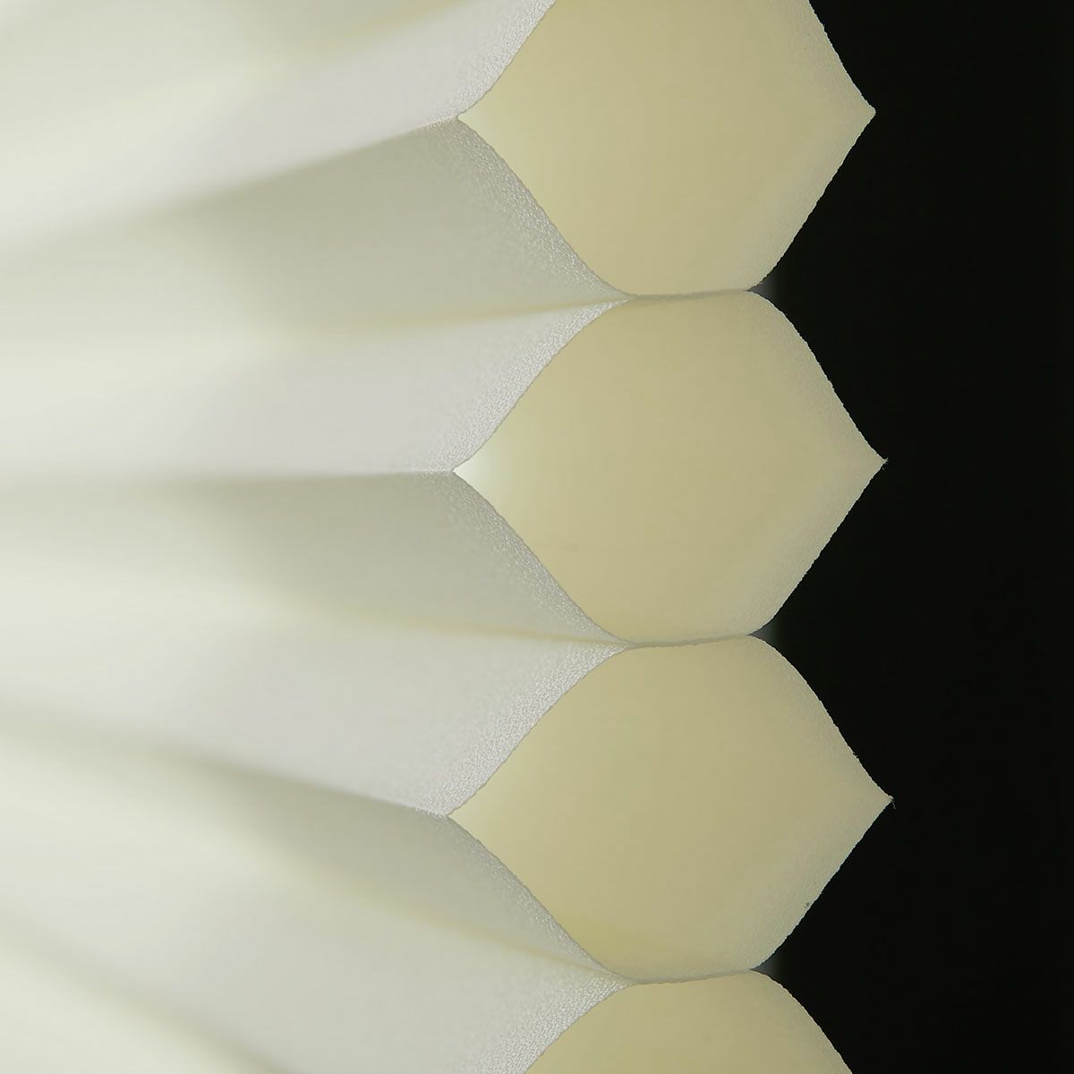 ツインハニカム　非遮光08