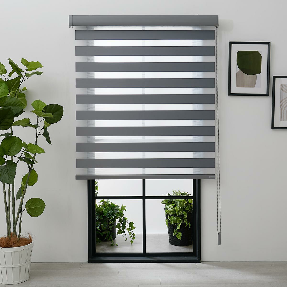 調光ロールスクリーン　非遮光07