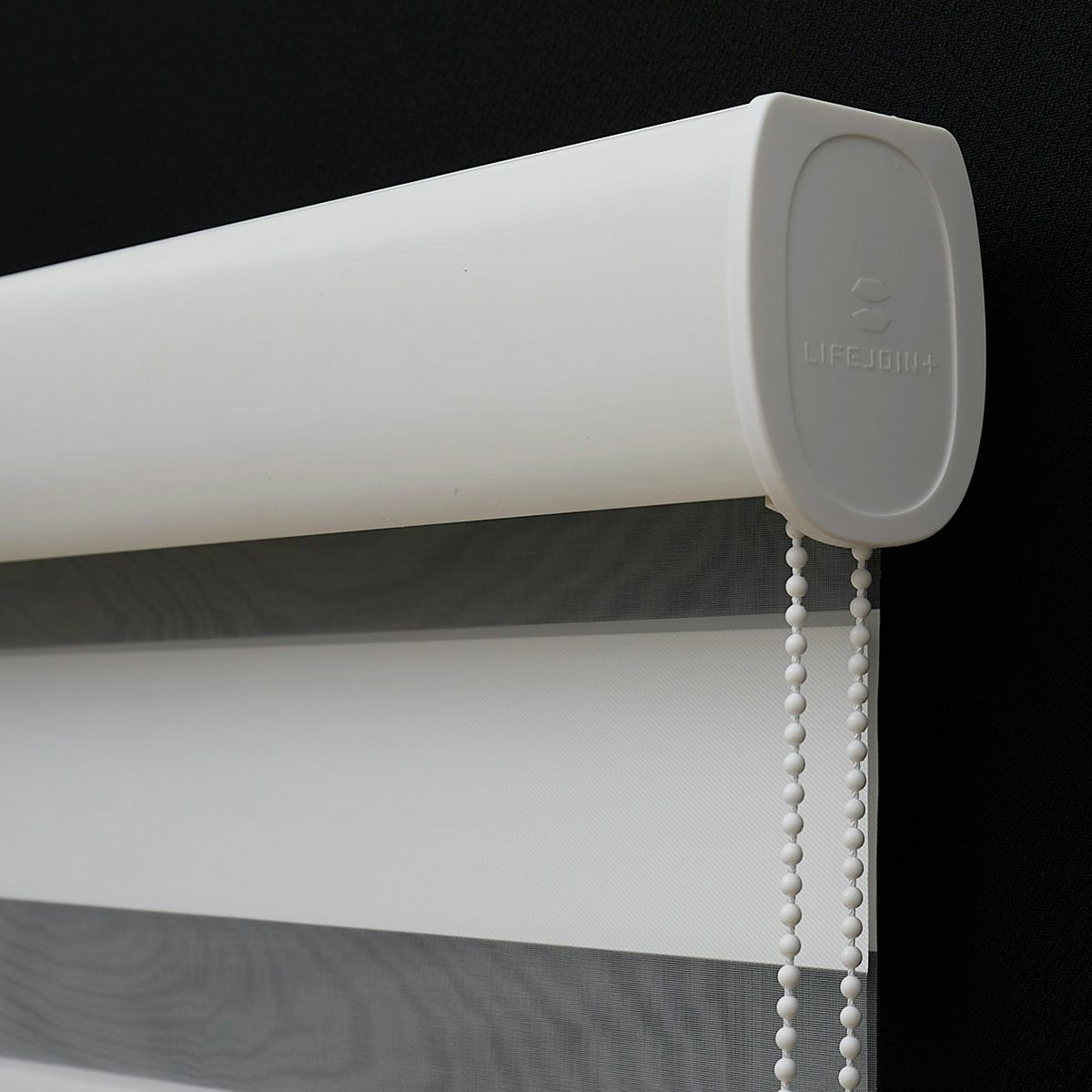 調光ロールスクリーン　遮光01