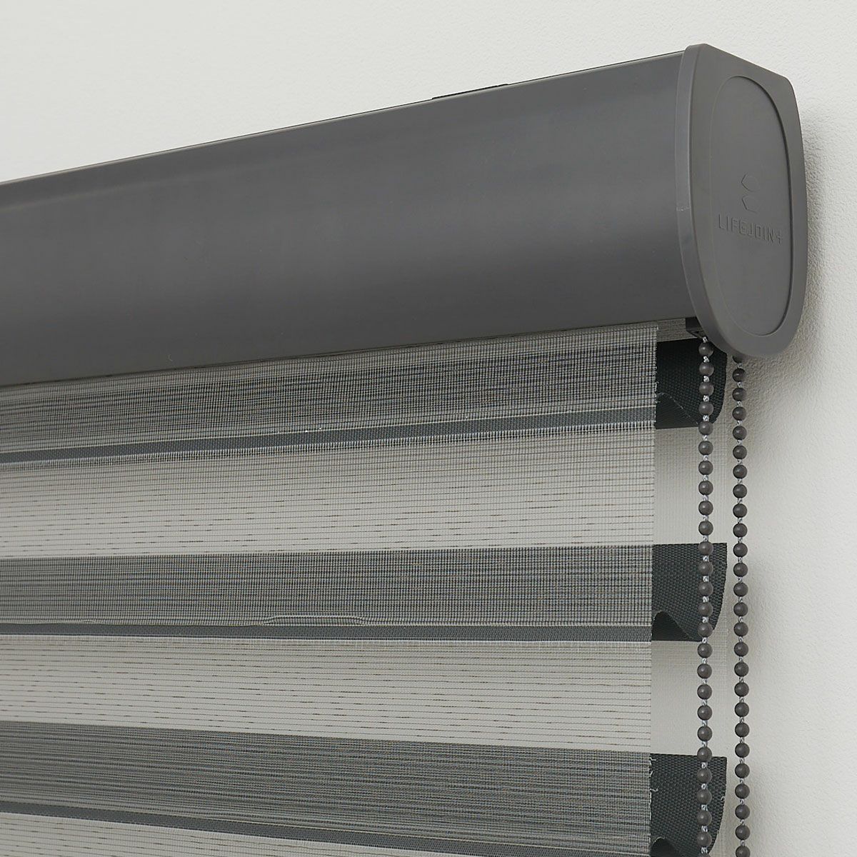 立体調光ロールスクリーン　スタンダード02