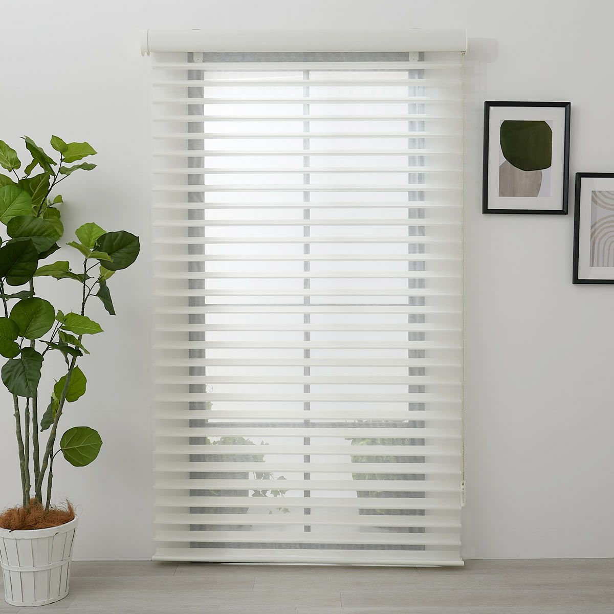 立体調光ロールスクリーン　スタンダード07