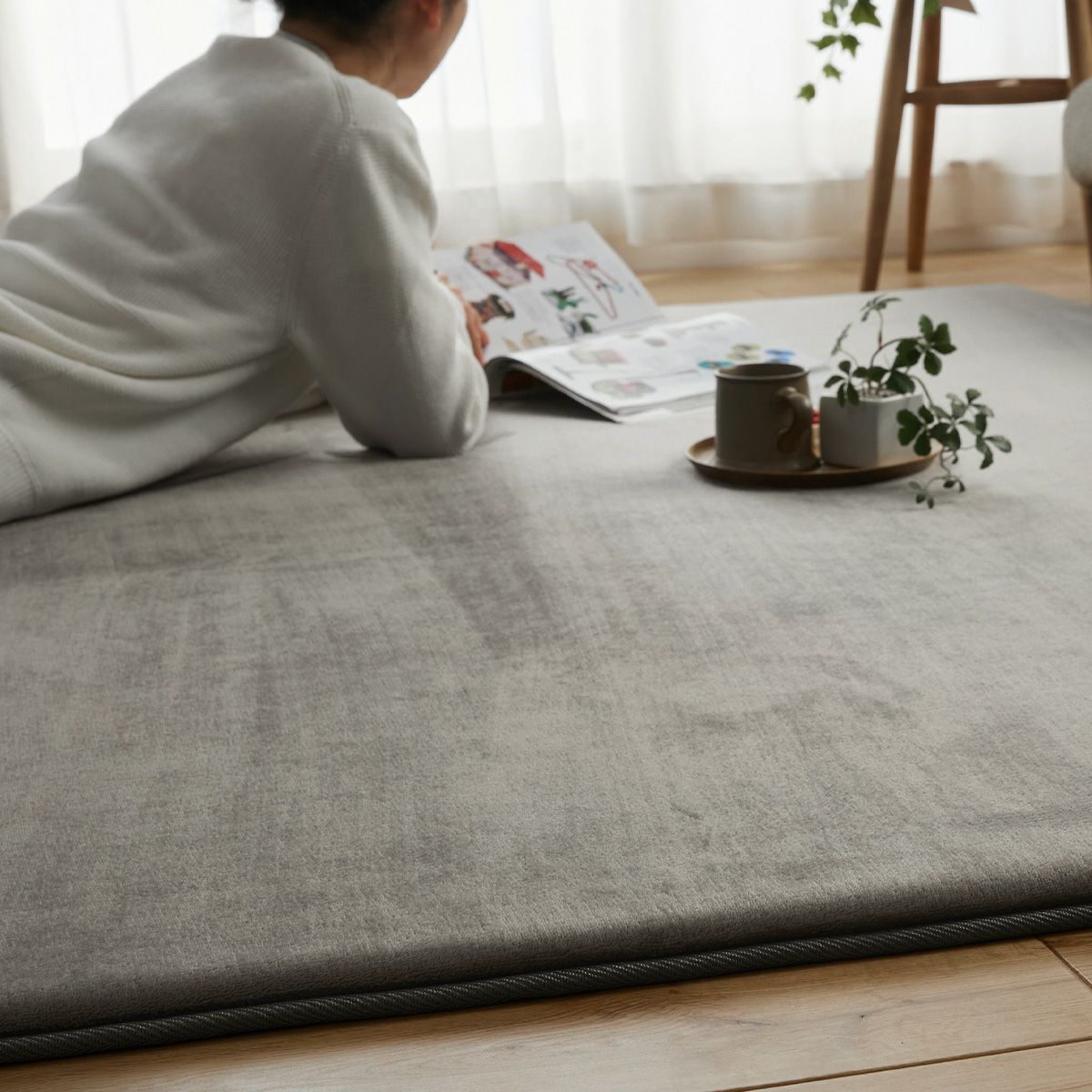 寝転んでいる様子