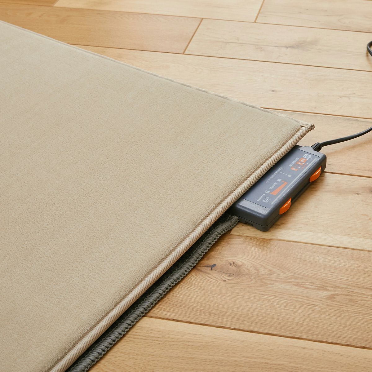 ホットカーペットの使用イメージ