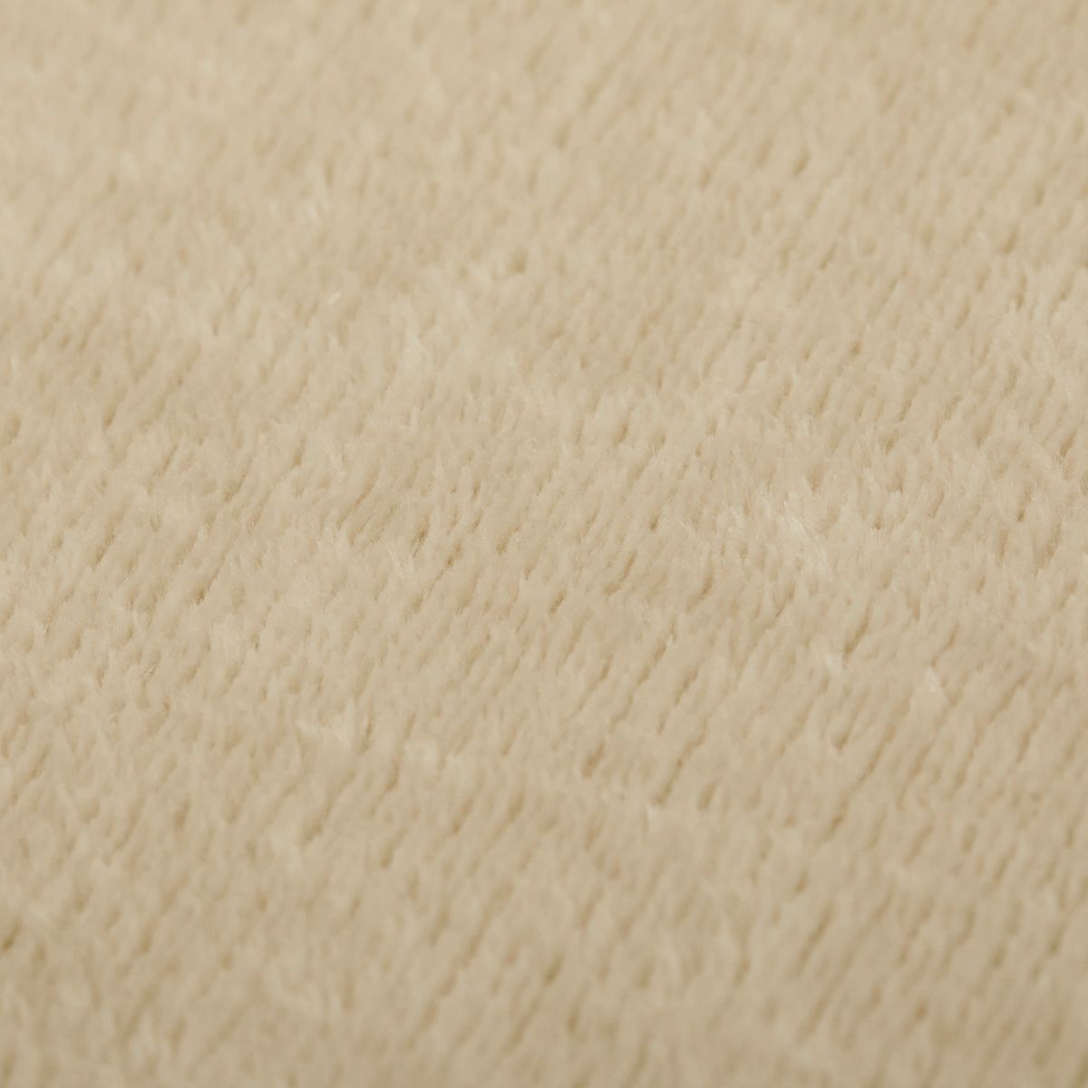 ベージュ生地アップ