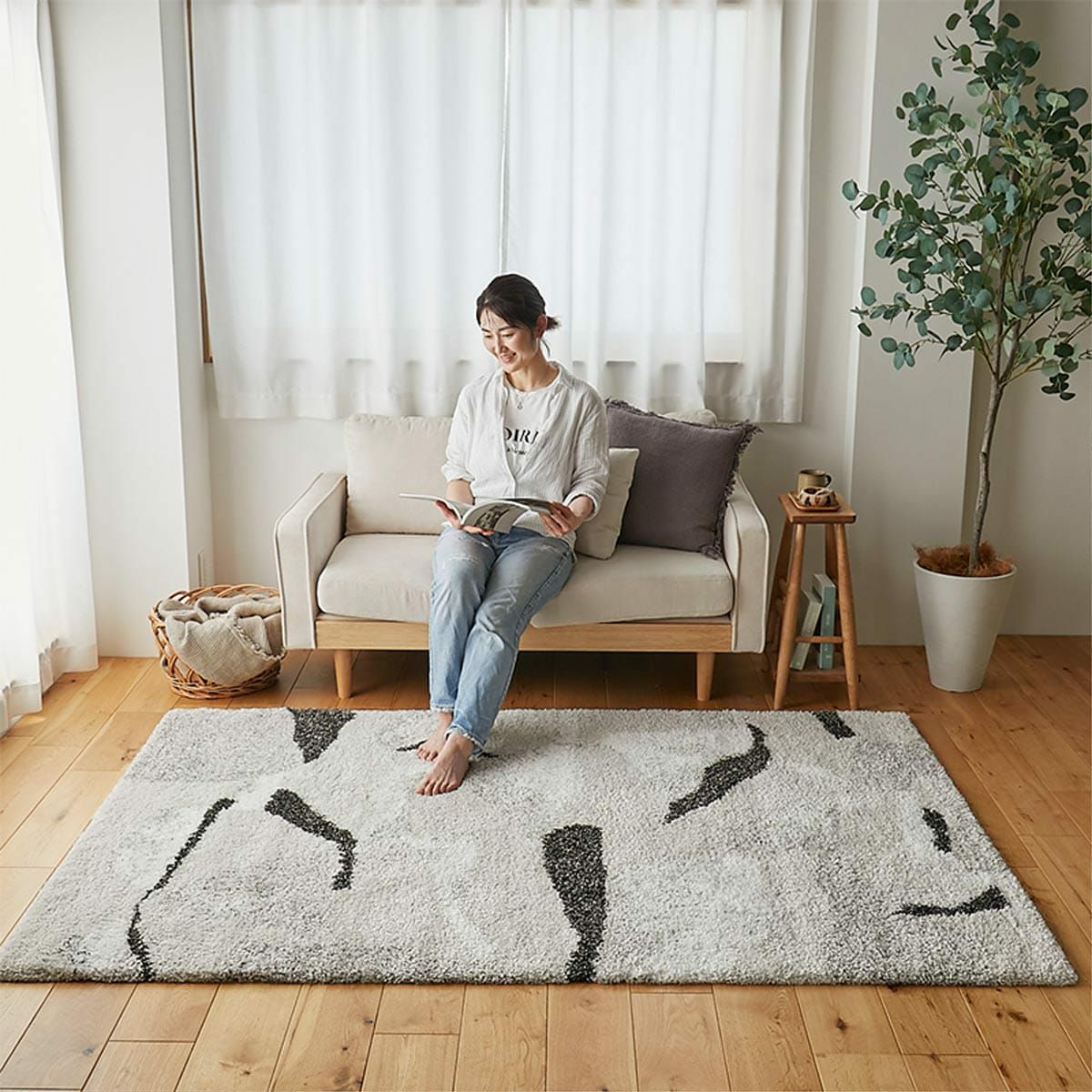 ナスカ　グレー