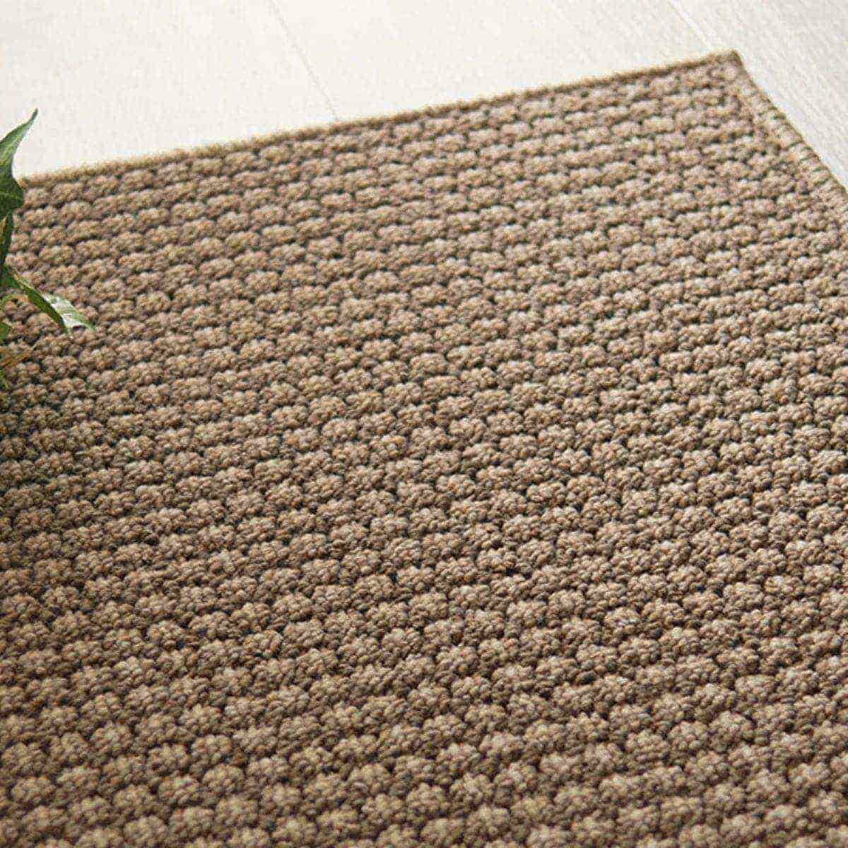 ライトブラウン