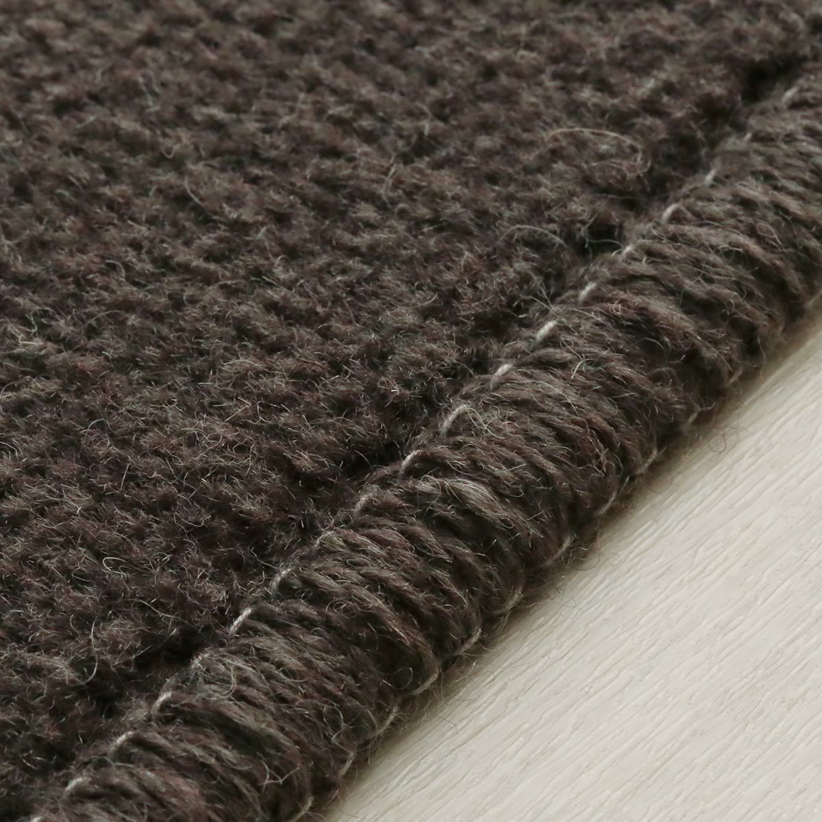 ダークブラウン4